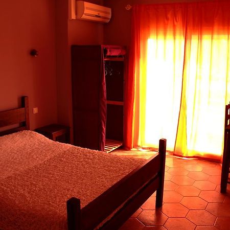 Hotel Le Couloubrier Le Muy Zewnętrze zdjęcie
